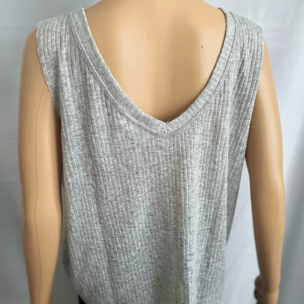 Button Front Tank - Picture 5 of 5